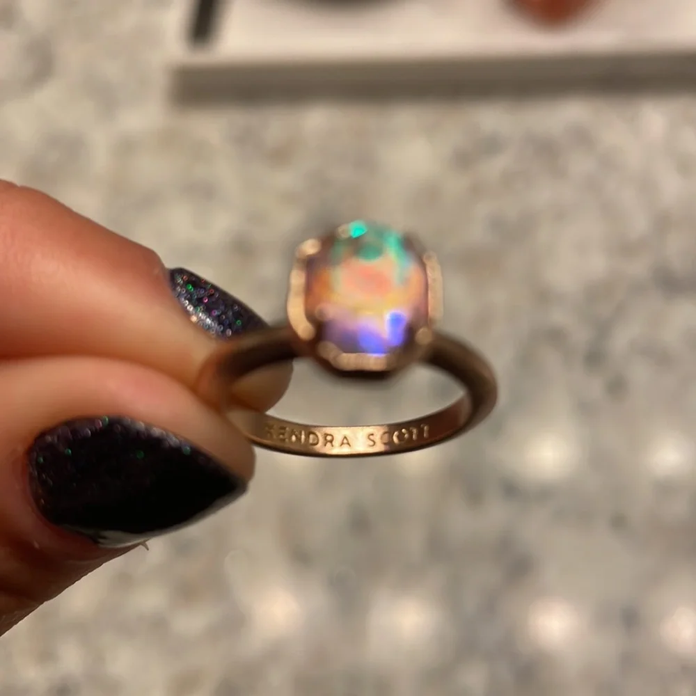 Kendra Scott ring - Picture 8 of 8